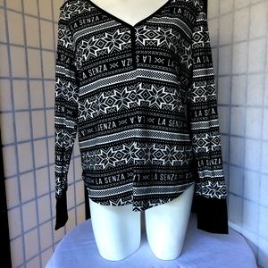 Lasenza super cute and soft xl top black with white long sleeve shirt